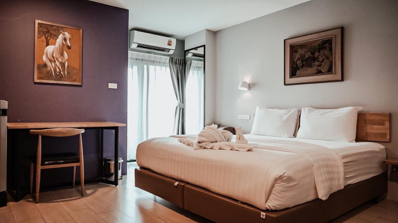Letana Hotel Bang Phli Buitenkant foto